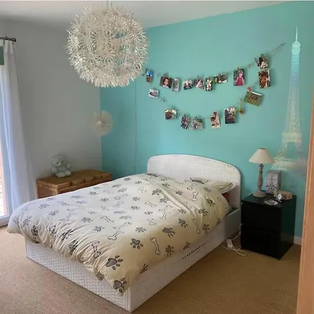 Au Calme Avec Piscine *